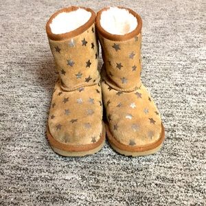 Size 12 Kids Star Ugg’s